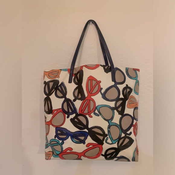 kate spade Handbags - kate spade EUC Sunglasses Tote Bag